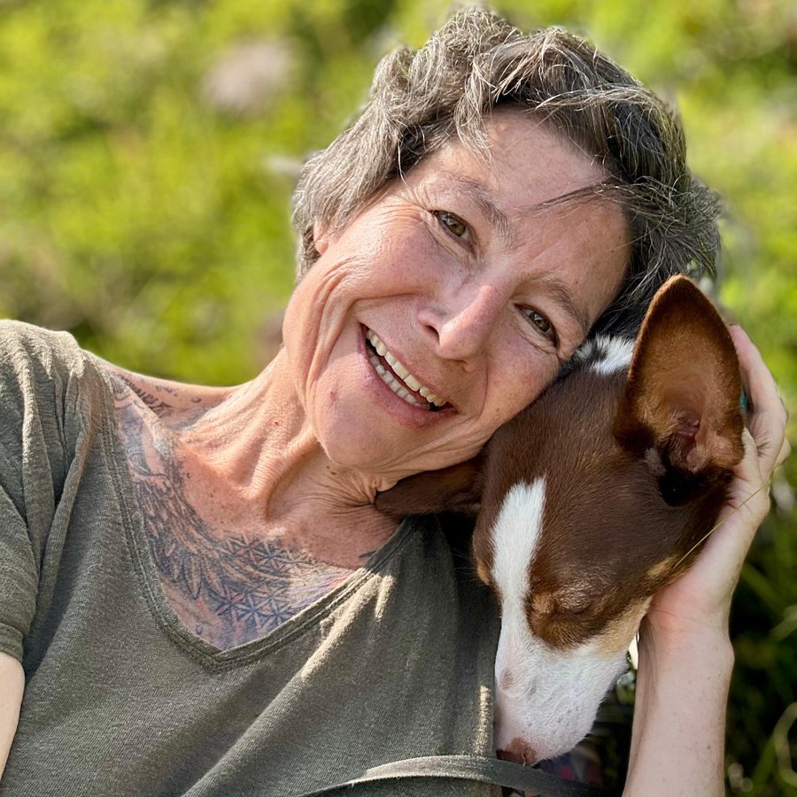 Nadiejda Huberty avec son chien Pablo